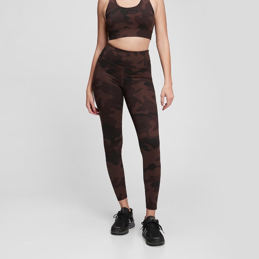 GapFit Sky High Recycled Power Full Length Leggings - red burgundy camo - small